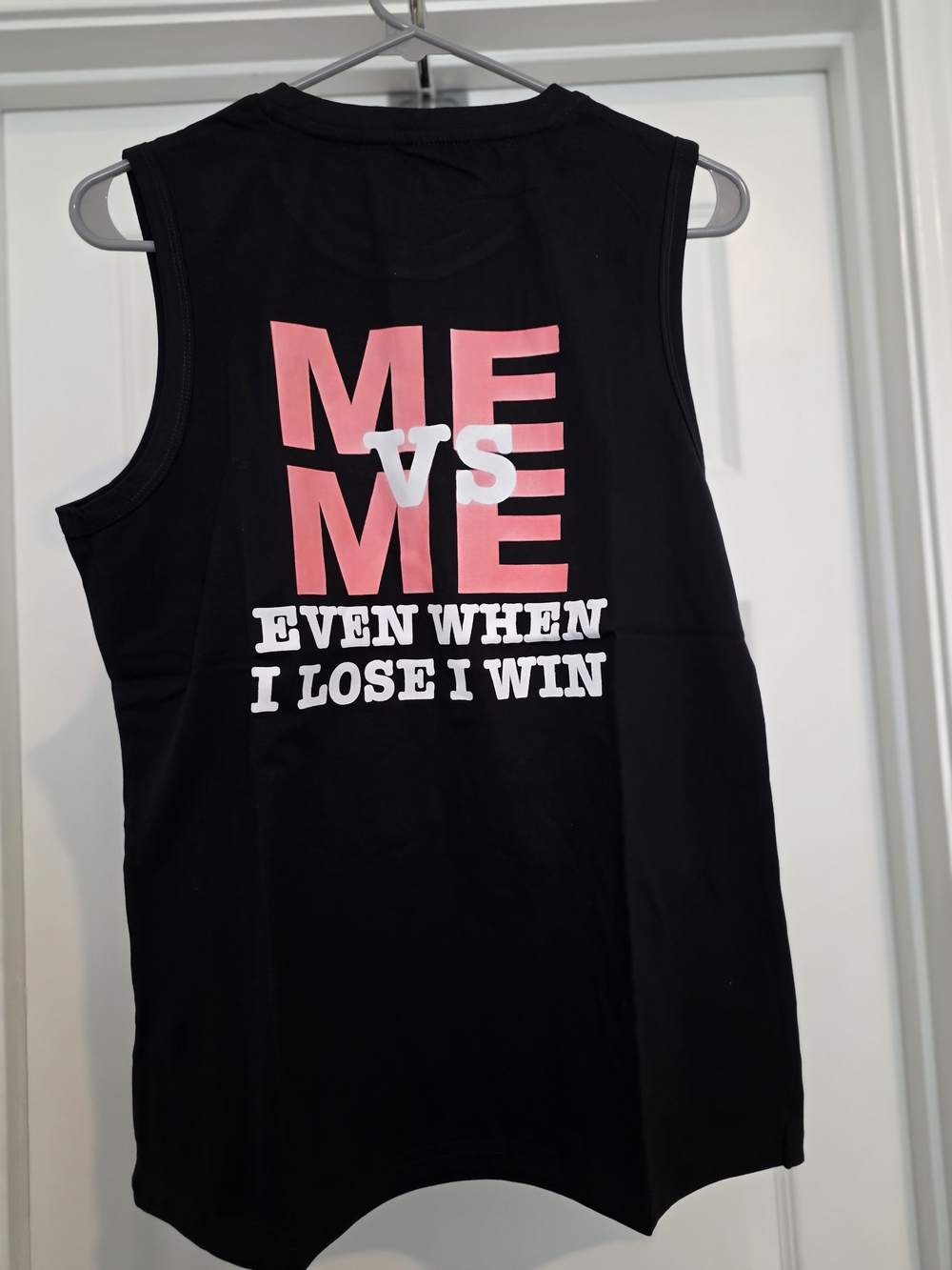 Black Women's Muscle Tee Tank Top - Classic Sleeveless